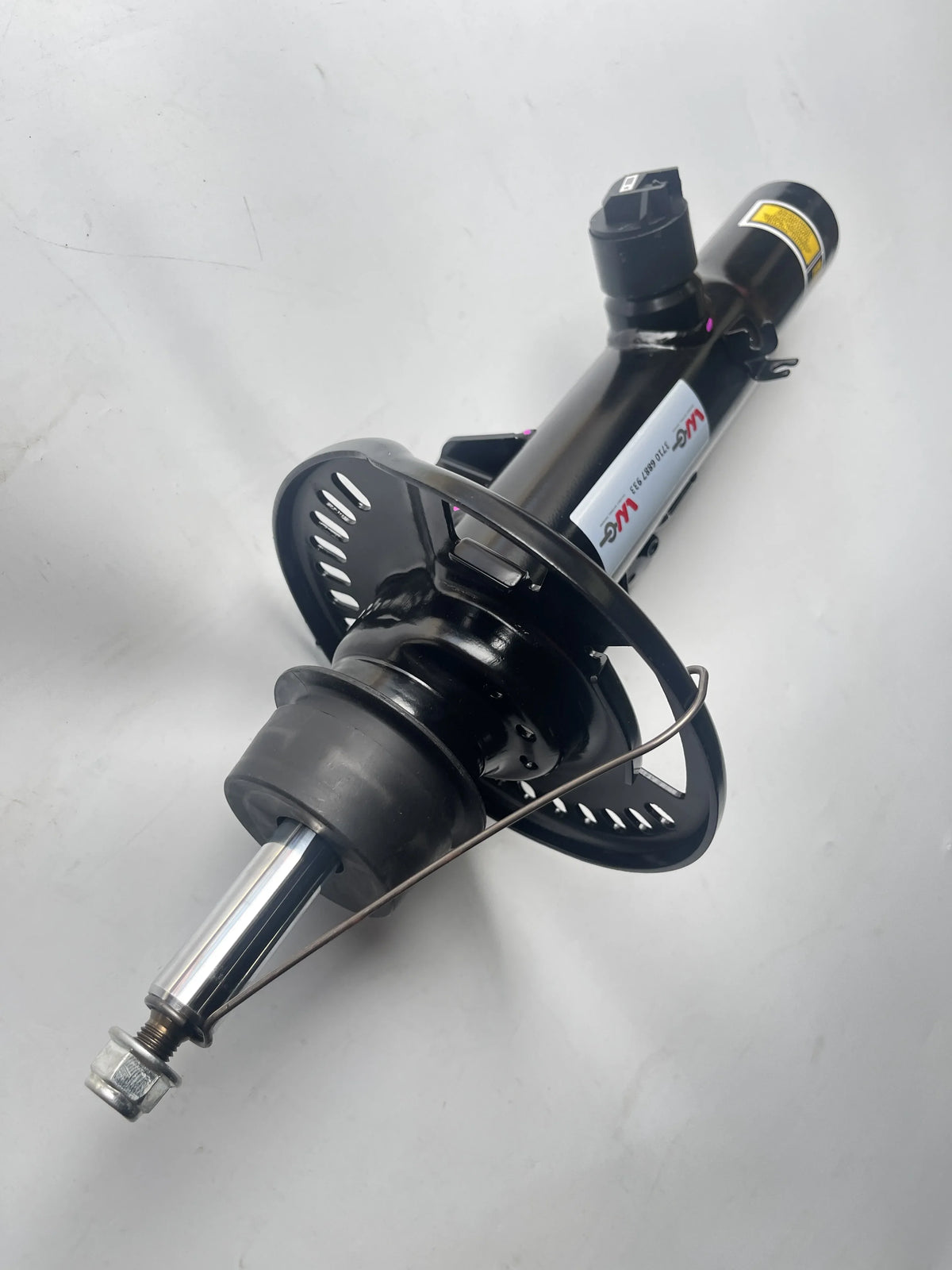 BMW X3 / X4 G01 / G02 Front Shock Absorbers — OE 37106887933